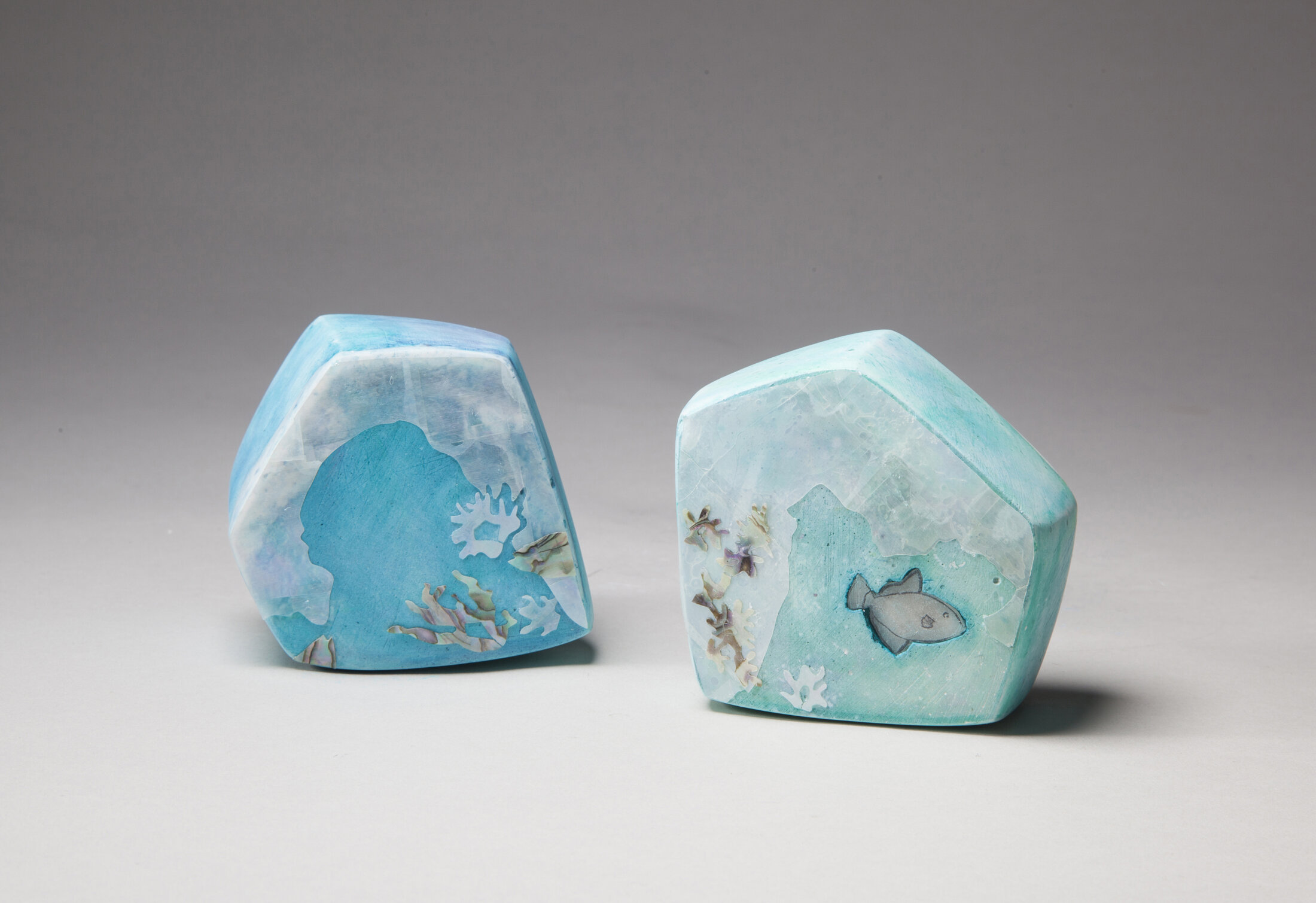 보석이 된 그리움 8 X 8 X 5 , 8 X 9 X 4cm Watercolor On Plaster 2015 